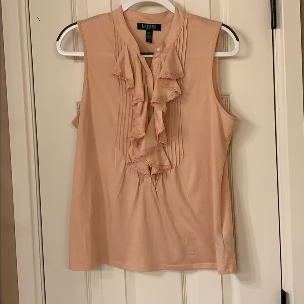 Blouse with 6 buttons down the front